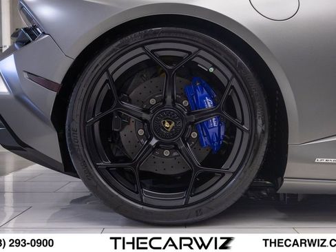Used 2023 Lamborghini Huracan Tecnica RWD image 39