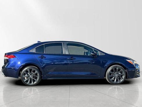 New 2026 Toyota Corolla SE image 2