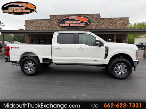 Used 2023 Ford F250 Lariat w/ Lariat Ultimate Package AWD/4WD image 1
