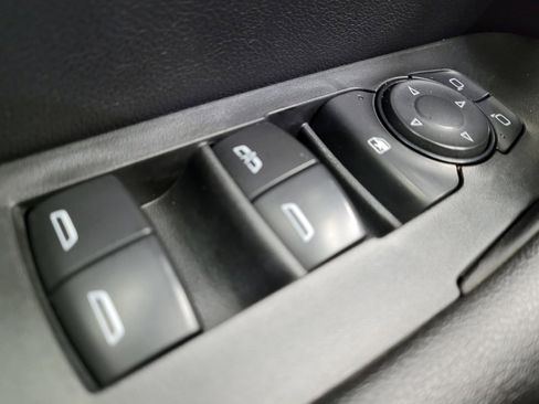 Used 2021 Chevrolet Blazer LT FWD image 27