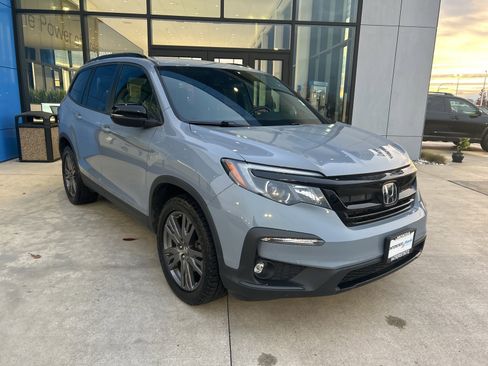 Used 2022 Honda Pilot Sport image 3