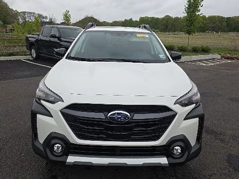Certified 2023 Subaru Outback Limited AWD/4WD image 2