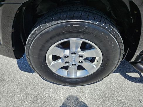 Used 2013 Toyota 4Runner SR5 w/ Convenience Pkg AWD/4WD image 10