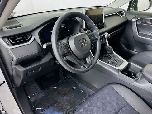Used 2025 Toyota RAV4 LE image 15