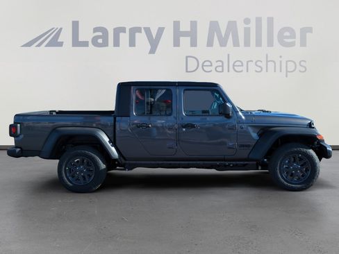 New 2026 Jeep Gladiator Sport AWD/4WD image 6