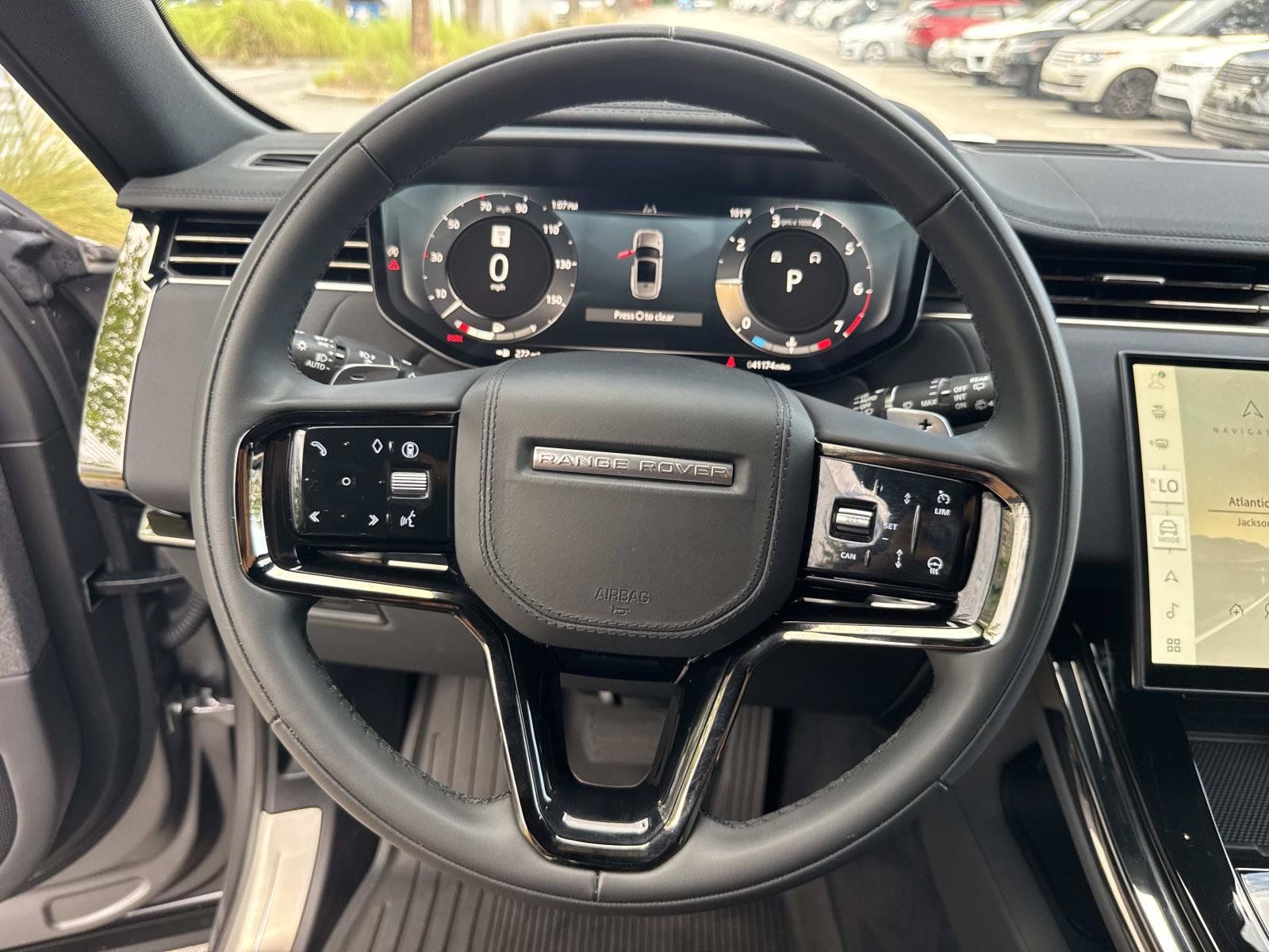 Certified 2025 Land Rover Range Rover Sport SE AWD/4WD image 29