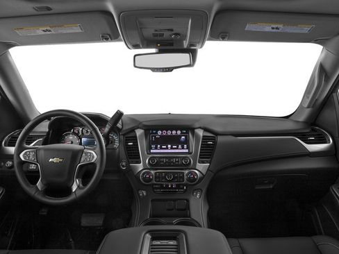 Used 2017 Chevrolet Tahoe LT w/ Luxury Package RWD image 5