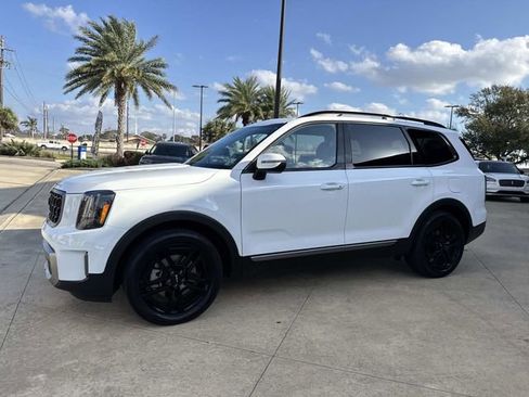Used 2023 Kia Telluride EX X-Line image 4