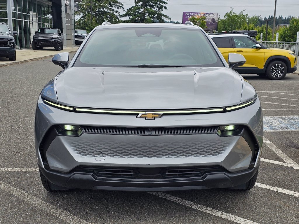 Used 2026 Chevrolet Equinox EV LT AWD/4WD image 8