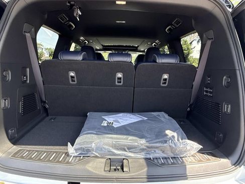 New 2027 INFINITI QX80 Sensory w/ Sport Exterior Package AWD/4WD image 22