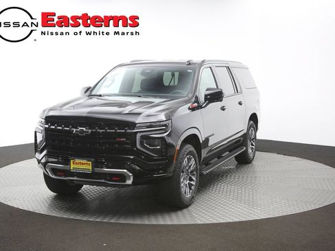 Used 2025 Chevrolet Suburban Z71 AWD/4WD image 58