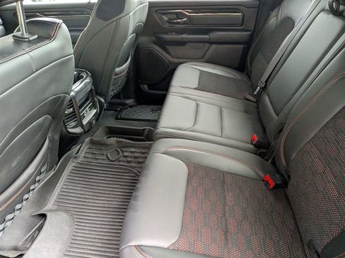 Used 2022 RAM 1500 Big Horn w/ Built-to-serve Edition image 20