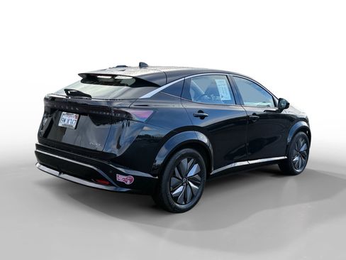 Used 2024 Nissan Ariya FWD image 5