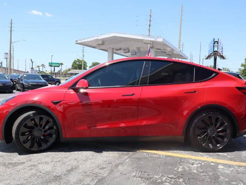 Used 2022 Tesla Model Y Performance AWD/4WD image 5