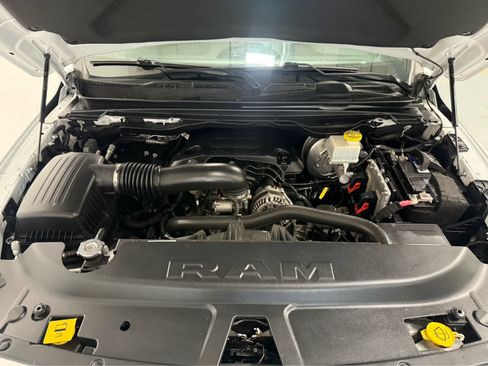 Used 2021 RAM 1500 Big Horn AWD/4WD image 12
