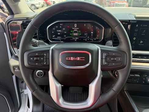 Used 2024 GMC Sierra 1500 SLT RWD image 33