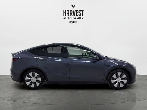 Used 2023 Tesla Model Y Long Range AWD/4WD image 8