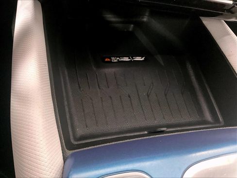 Used 2025 Chevrolet Equinox EV LT image 26