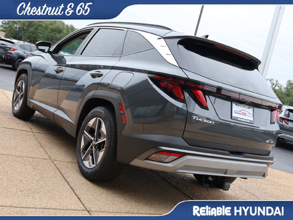 Certified 2025 Hyundai Tucson SEL FWD image 4