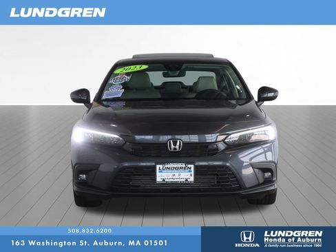 Used 2023 Honda Civic Touring image 3