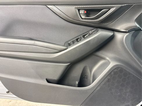 Used 2018 Subaru Crosstrek 2.0i Premium AWD/4WD image 25