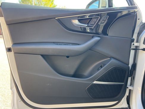 Used 2022 Audi Q7 3.0T Premium Plus w/ Premium Plus Package image 11