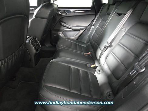 Used 2015 Porsche Macan S image 11