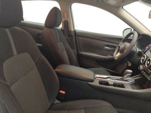 Used 2025 Nissan Sentra SV FWD image 21