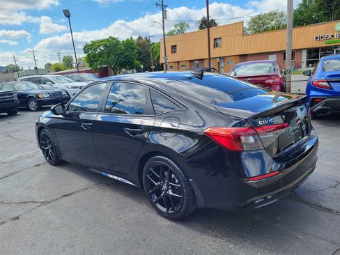 Used 2022 Honda Civic Sport image 5