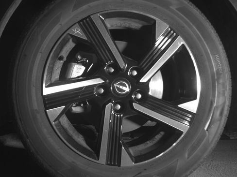 Used 2025 Nissan Sentra SV FWD image 12