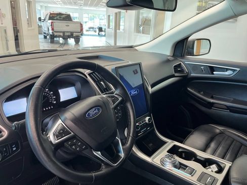 Used 2024 Ford Edge SEL w/ Convenience Package AWD/4WD image 9