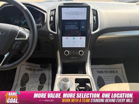 Used 2024 Ford Edge SEL w/ Convenience Package AWD/4WD image 15