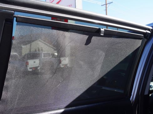 Used 2018 Toyota Highlander XLE image 21