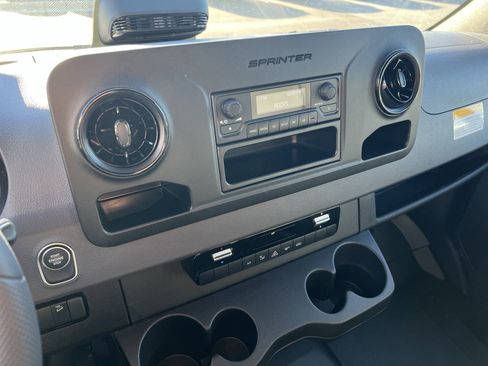New 2025 Mercedes-Benz Sprinter 2500 image 32