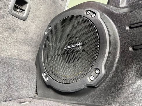 Used 2023 Jeep Wrangler Unlimited w/ Cold Weather Group AWD/4WD image 28