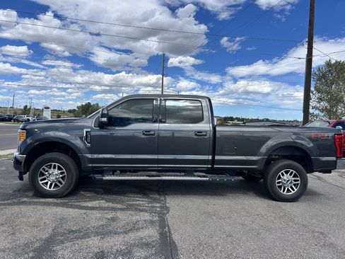 Used 2017 Ford F350 Lariat w/ Tow Technology Bundle AWD/4WD image 2