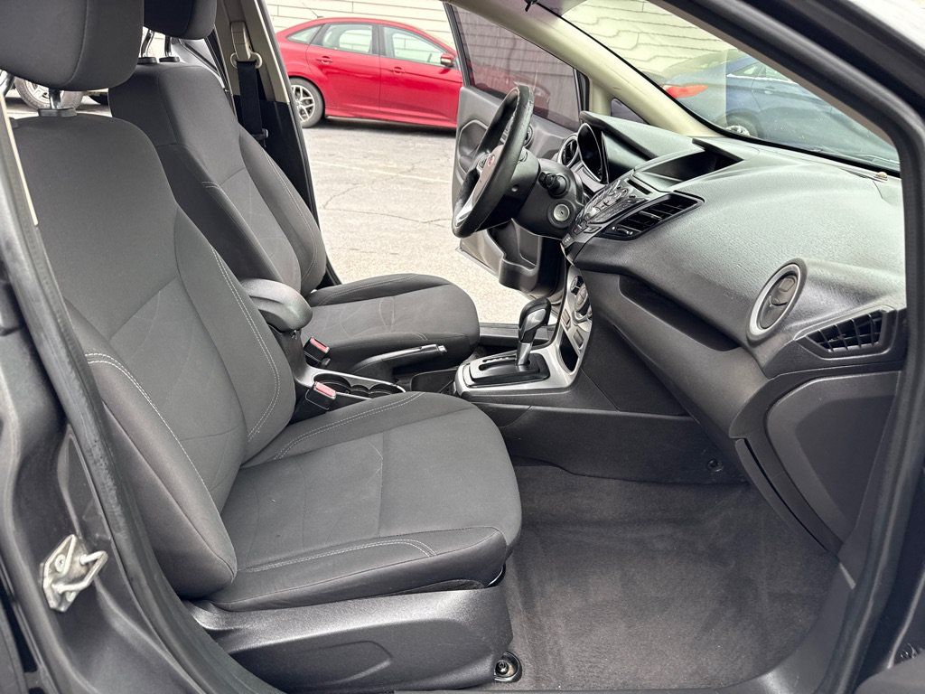 Used 2018 Ford Fiesta SE FWD image 13