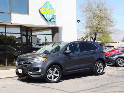 Used 2019 Ford Edge SEL w/ Equipment Group 201A image 3