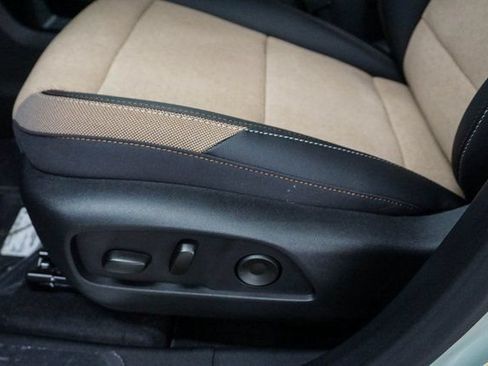 New 2026 Chevrolet Equinox ACTIV w/ Convenience Package III AWD/4WD image 15