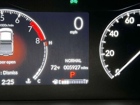 Used 2025 Honda Ridgeline Sport image 27