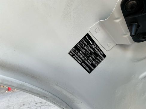 Used 2021 Porsche Macan S image 24