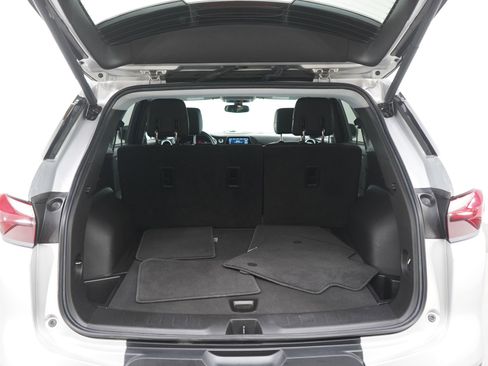 Used 2020 Chevrolet Blazer LT AWD/4WD image 16