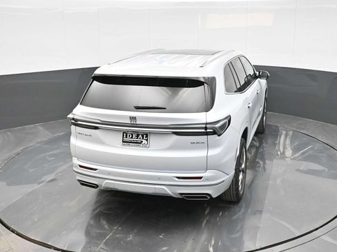 Used 2026 Buick Enclave Avenir w/ Super Cruise Package image 25