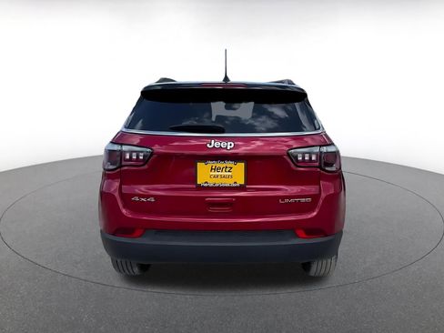 Used 2025 Jeep Compass Limited AWD/4WD image 12