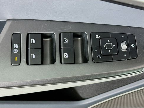 Used 2024 Kia EV6 Wind w/ Wind Technology Package image 15