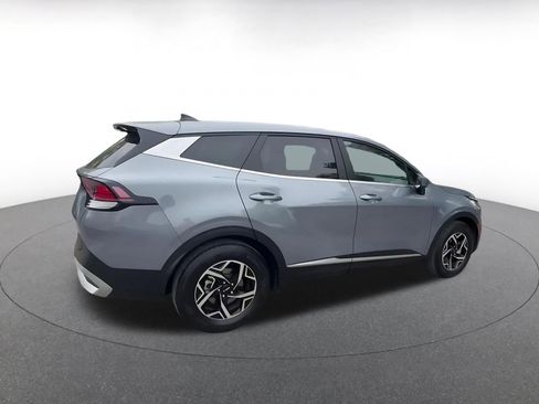 Used 2025 Kia Sportage LX FWD image 15