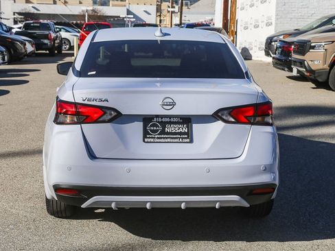 Used 2025 Nissan Versa SV w/ Trunk Package image 6