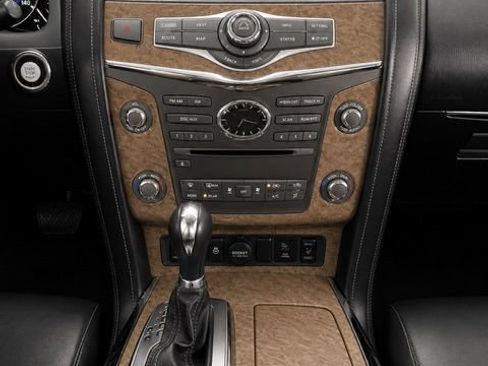 Used 2017 INFINITI QX80 4WD image 28