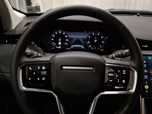 Certified 2025 Land Rover Discovery Sport S image 22