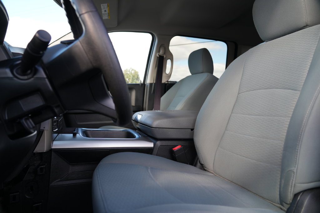 Used 2017 RAM 1500 Express AWD/4WD image 13